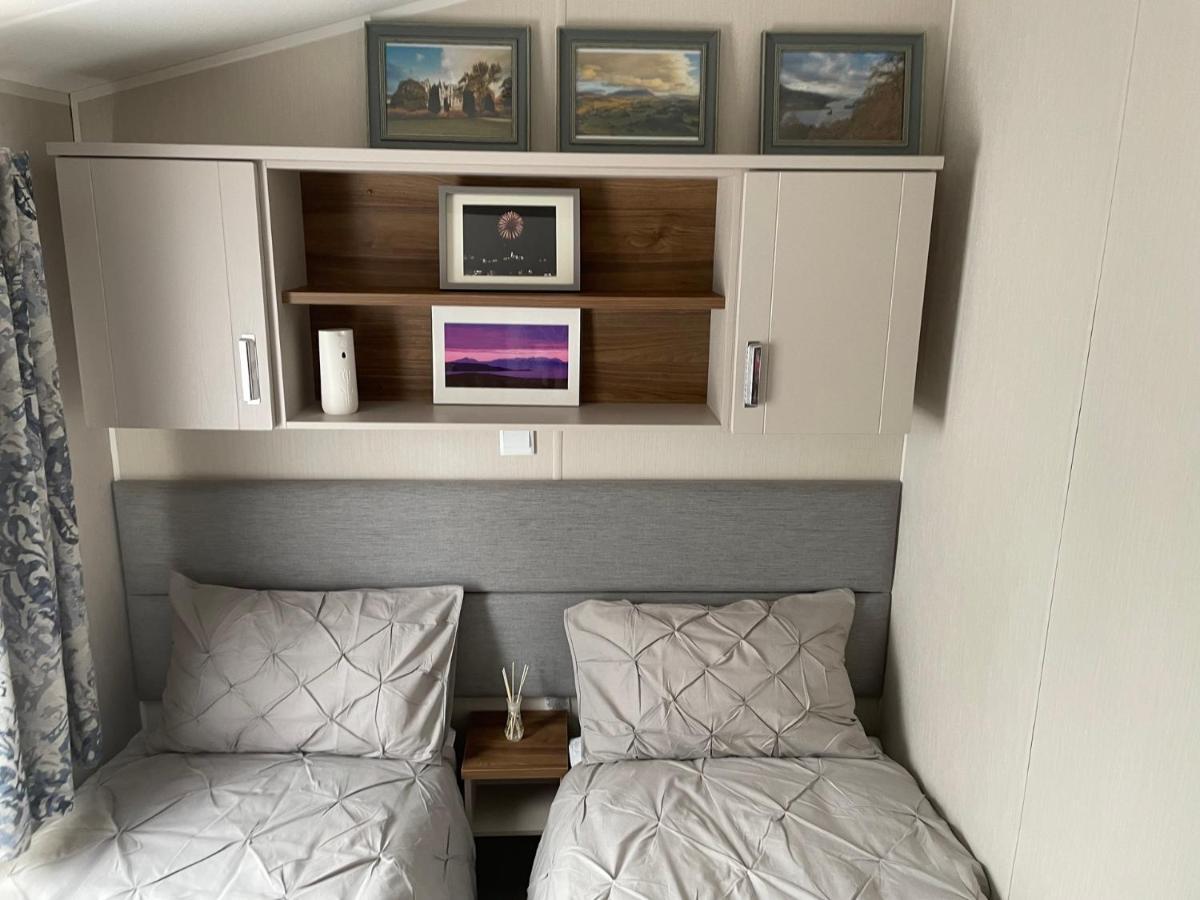 Beautiful 2 Bedroom Lodge With Stunning Views Blair Atholl Exteriör bild