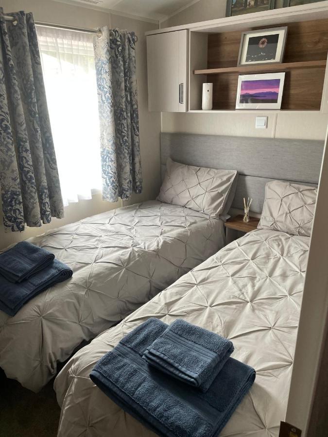 Beautiful 2 Bedroom Lodge With Stunning Views Blair Atholl Exteriör bild