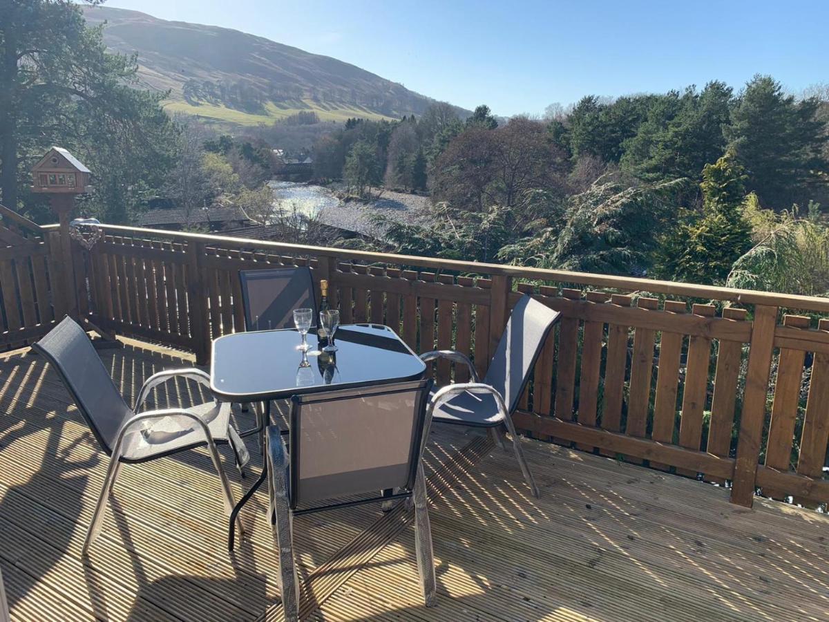 Beautiful 2 Bedroom Lodge With Stunning Views Blair Atholl Exteriör bild