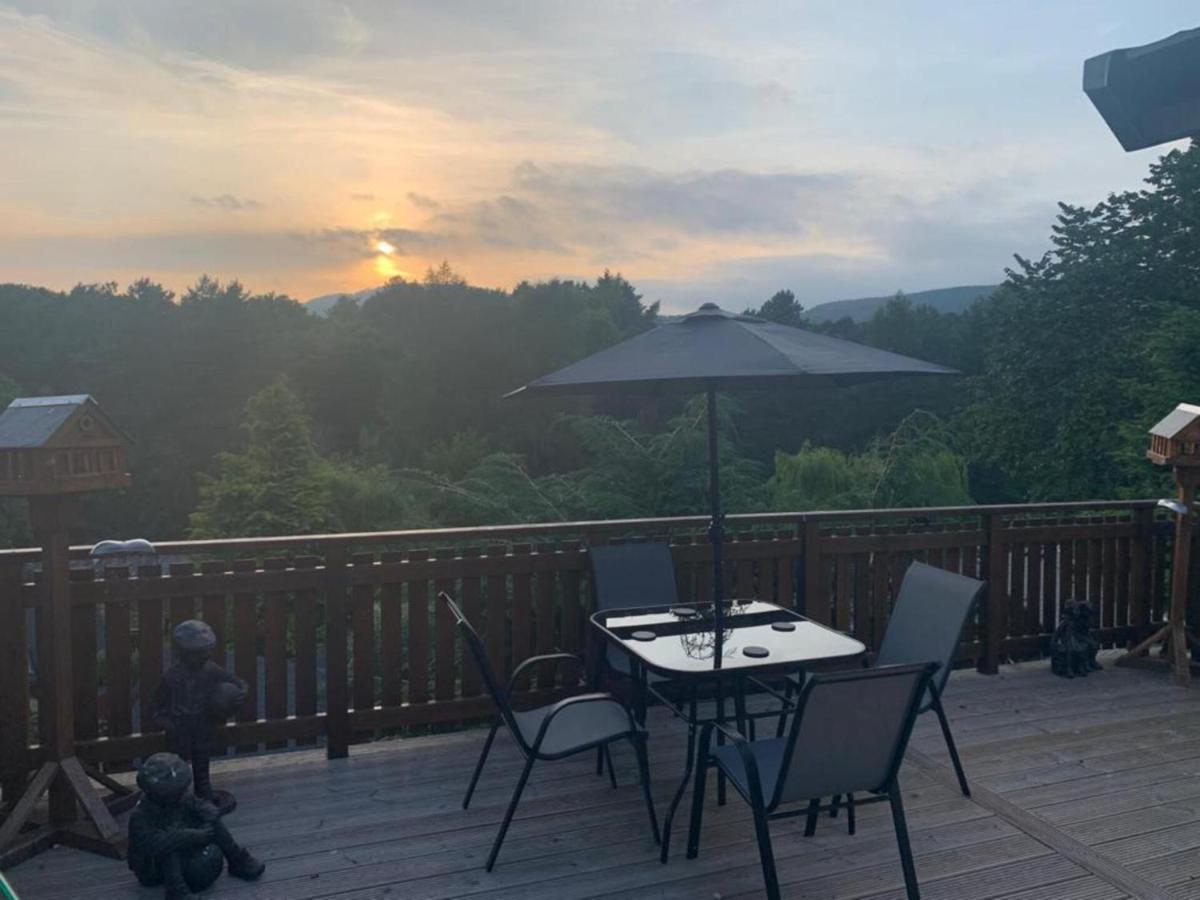 Beautiful 2 Bedroom Lodge With Stunning Views Blair Atholl Exteriör bild